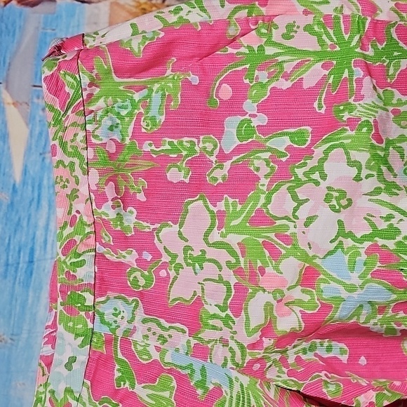 Lilly Pulitzer Colorful Floral Pullon Shorts Size 2 - Picture 2 of 6